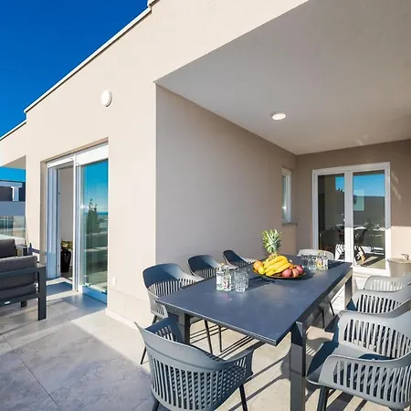 Pool Apartments Villa Meteorite Novalja Exterior photo