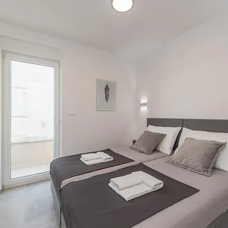 Pool Apartments Villa Meteorite Novalja Room photo