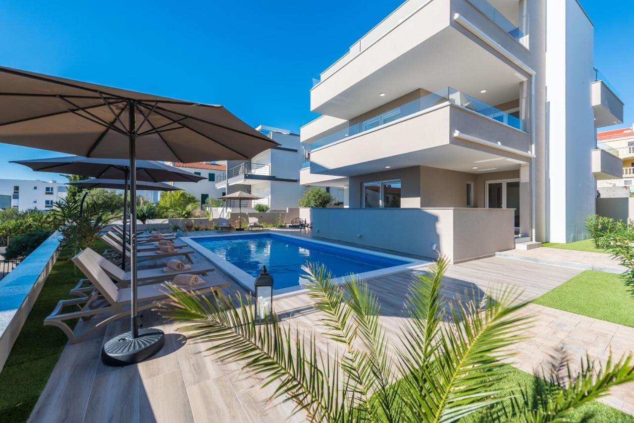 Pool Meteorite Apartment *